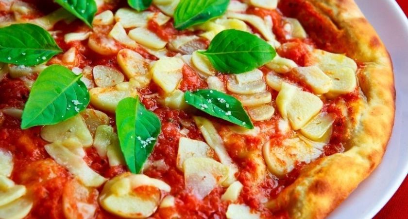 Пицца как в ресторане: быстрый и простой рецепт для новичков Пицца как в ресторане: быстрый и простой рецепт для новичков