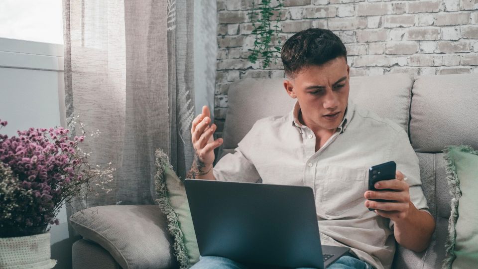 Когда ваш смартфон подает знаки тревоги: не игнорируйте эти сигналы! Когда ваш смартфон подает знаки тревоги: не игнорируйте эти сигналы!