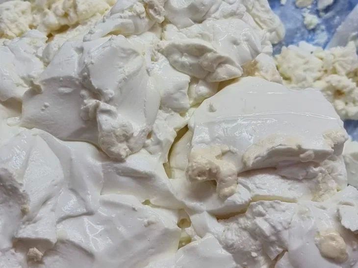 Почему сливочное масло незаменимо в выпечке: секреты кулинаров Почему сливочное масло незаменимо в выпечке: секреты кулинаров