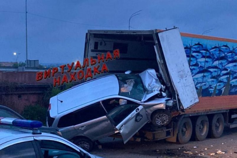 Авария в Приморье: машина «размоталась» на скорости Авария в Приморье: машина «размоталась» на скорости