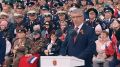 Губернатор Тульской области Дмитрий Миляев на параде в честь Дня Победы