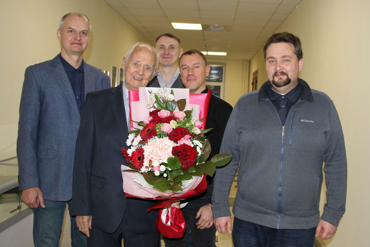 Владислав Шурыгин: Создателю уникальных «Вала» и «Винтореза» Петру Сердюкову – 80 лет Владислав Шурыгин: Создателю уникальных «Вала» и «Винтореза» Петру Сердюкову – 80 лет