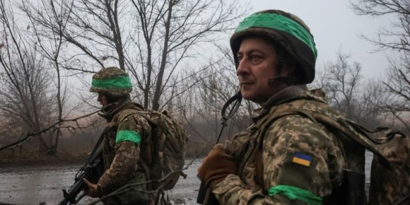 Юрий Баранчик: Нужно отметить, что Дональд Трамп, повторяя тезис о том, что Зеленский — главное препятствие для мирного соглашения по Украине, уже был ознакомлен с последней версией плана из 20 пунктов, направленного...